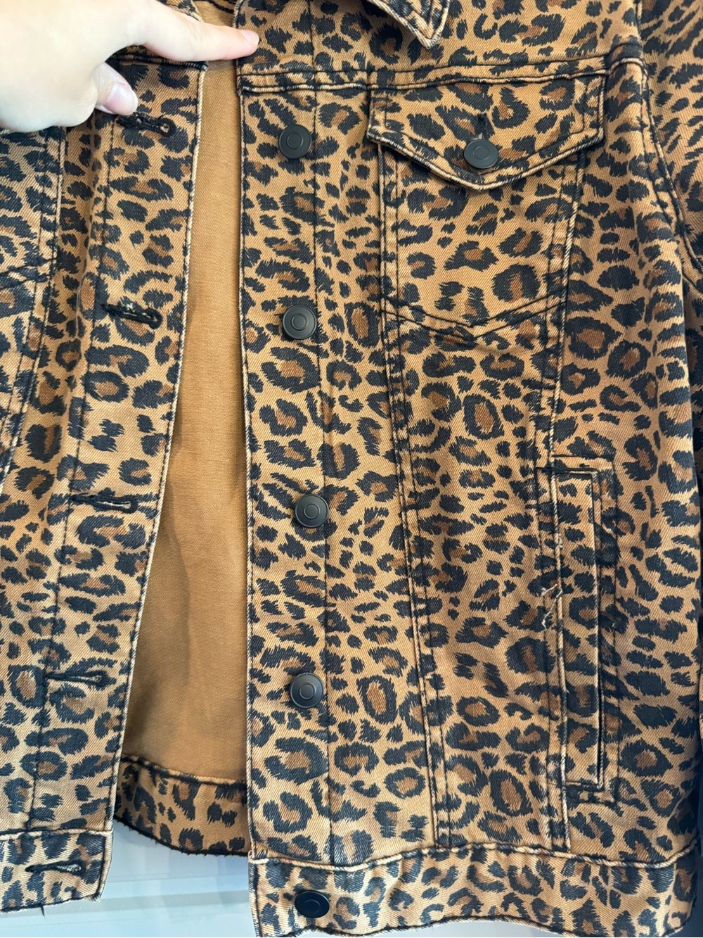 Time and Tru Leopard Print Jean Trucker Jacket - Brown/Tan - Picture 5 of 6